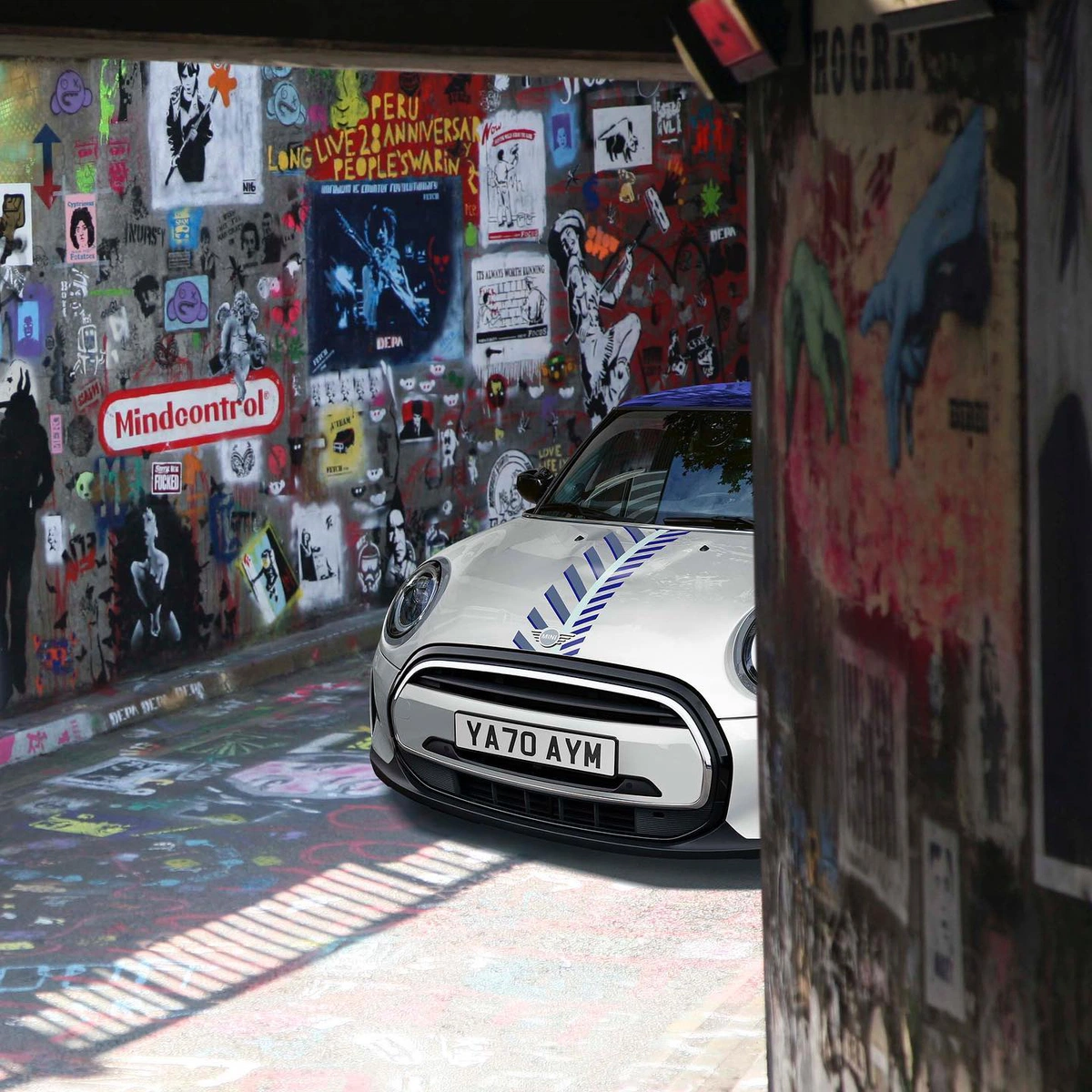 Phiên bản Brick Lane Edition mang màu sắc đường phố đầy năng động.